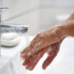 Hey Doctors: Wash your hands!